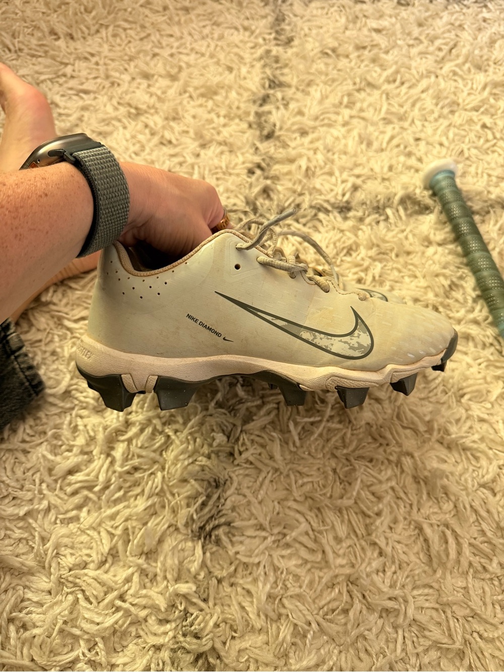 {Nike}